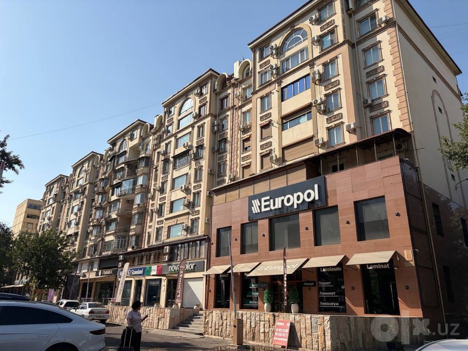 Продается 3 ком. Ц 5. ЖК Дустлар.