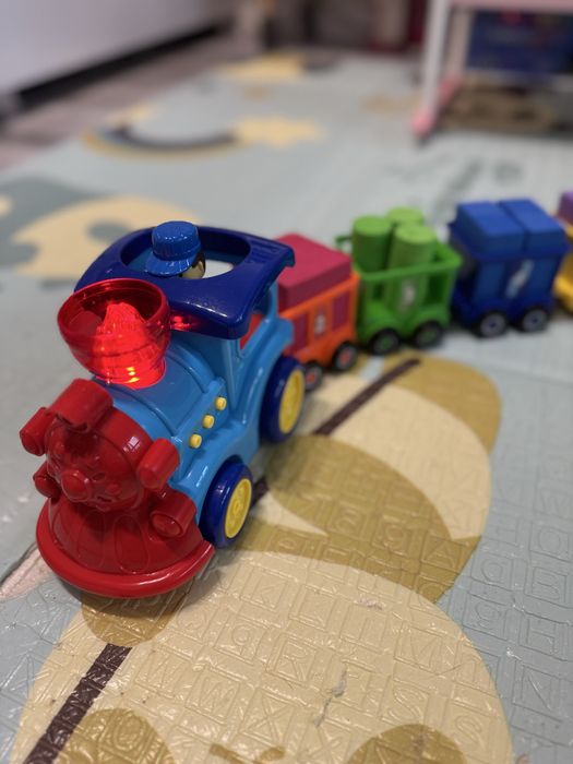 Детски играчки , дървени и пластмасови