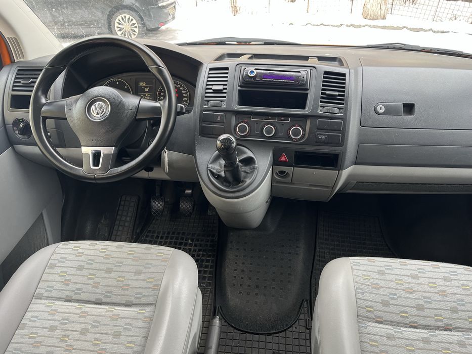 Vând banchetă spate Doka MAN TGE II ,Sprinter, Crafter 2010-2025