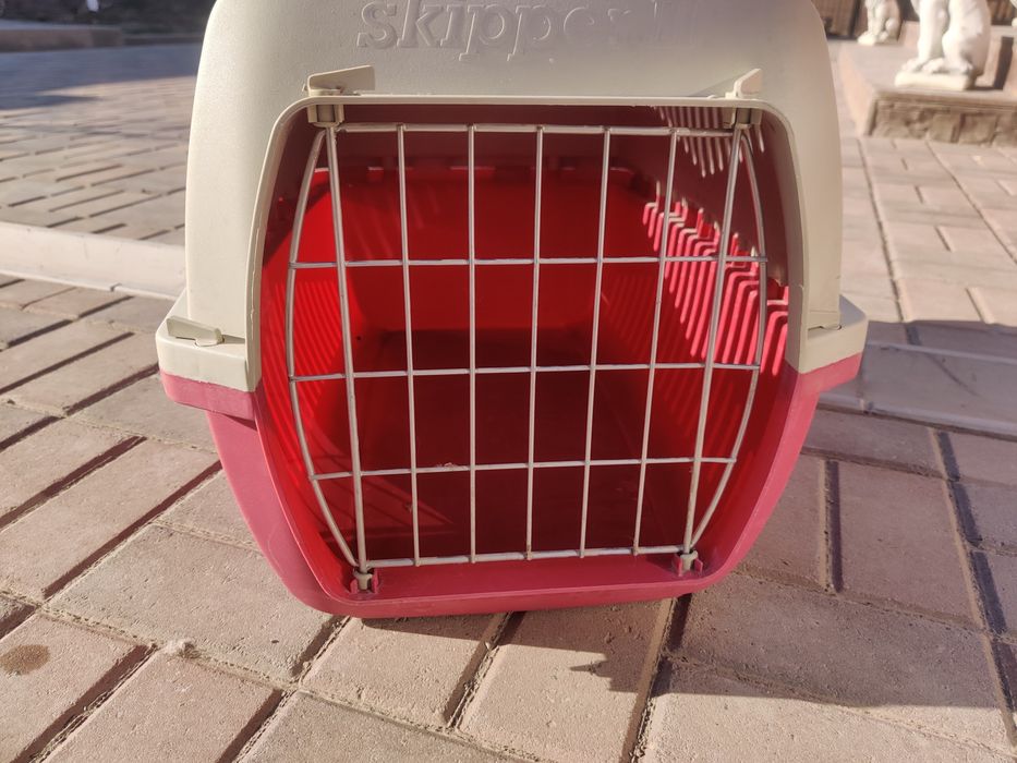 Бокс для переноски собак