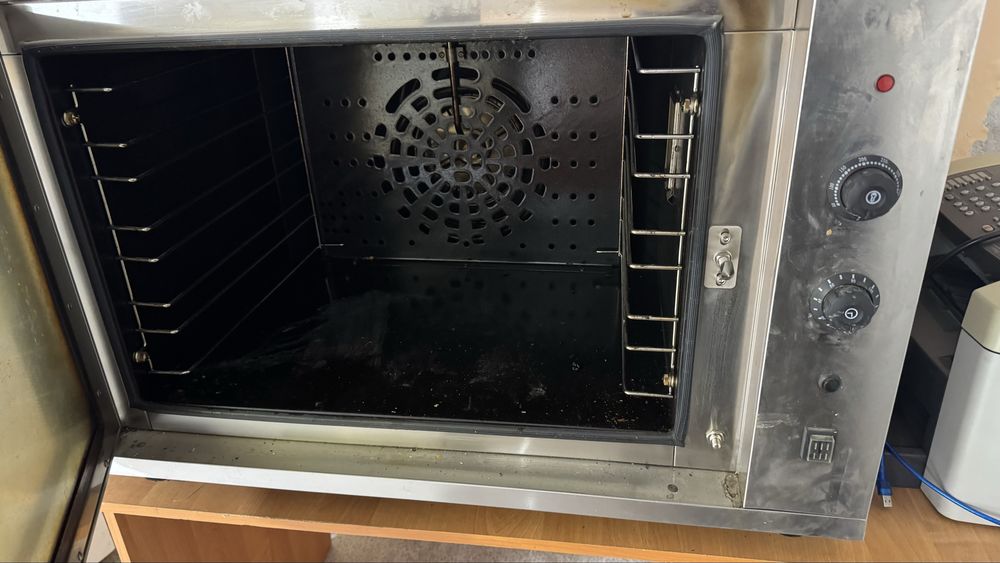 Конвекционный печь