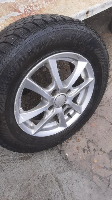 Продам зимний шины на дисках