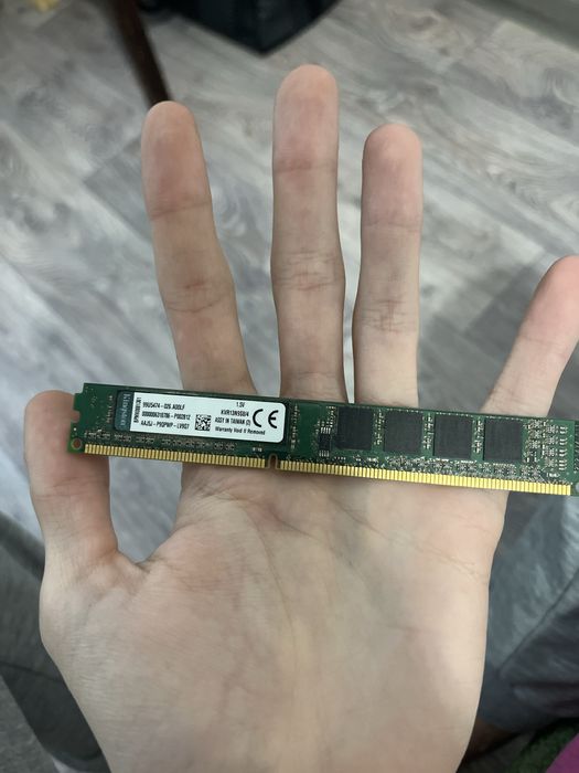 Оперативка 8GB DDR3