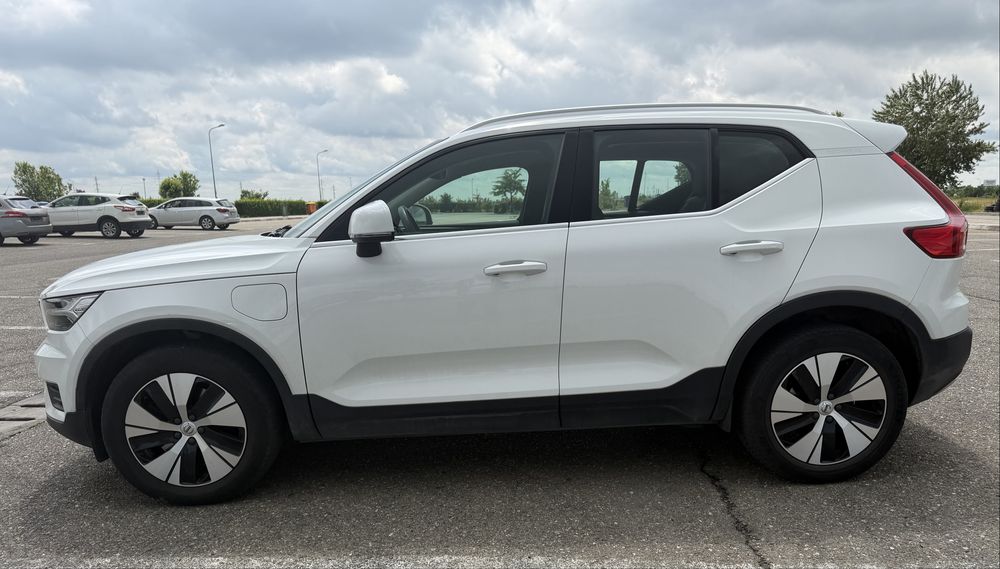 VOLVO XC40 2021 — imagine 5