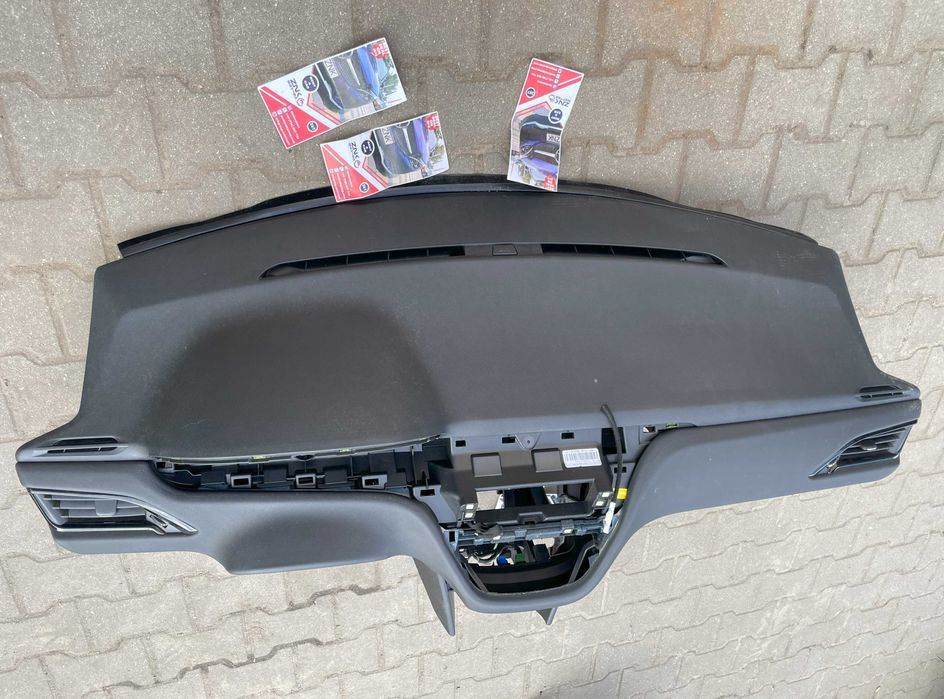 Peugeot 208 - plansa de bord - kit airbag - set centuri de siguranta