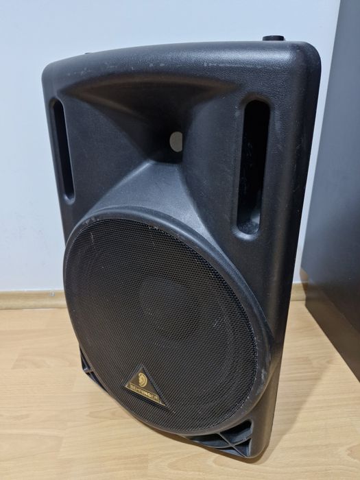 Акустическая колонка Behringer B212A