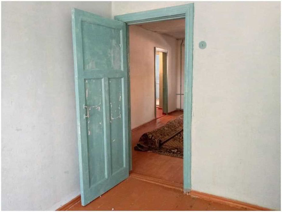 квартира  2/1 /4  Чирчик Аранча остановка  Лесосклад