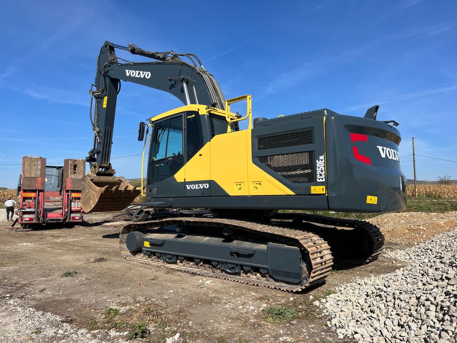 Excavator senile Volvo EC250 ENL