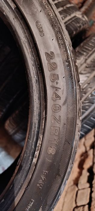 Летни гуми 225/40/18
