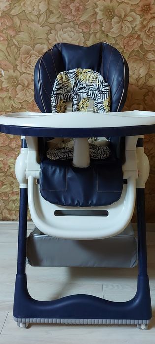 Продам стульчик для кормления