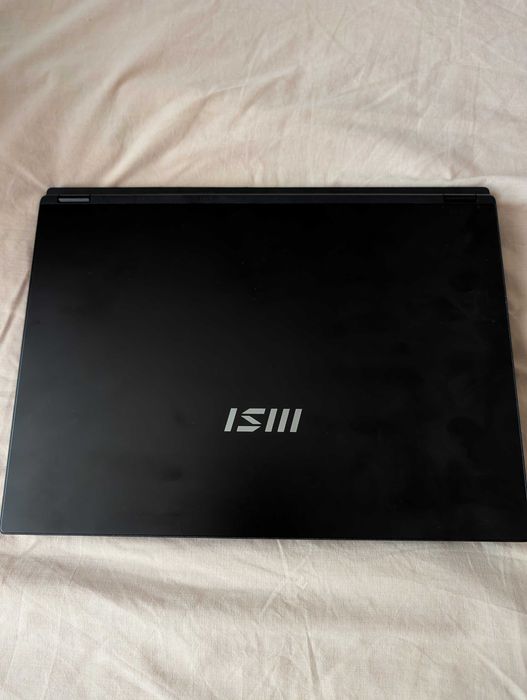 Ноутбук MSI Modern 14 H D13MG