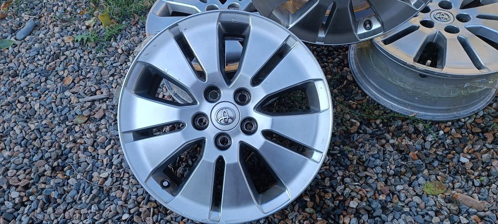 Продам комплект дисков привозные из Японии на 17