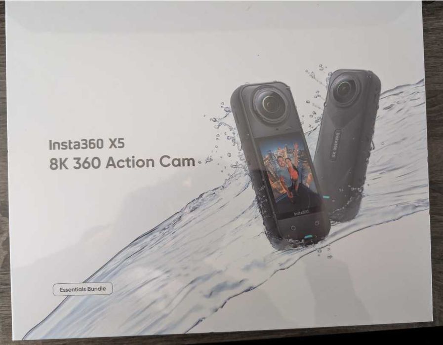 Camera Insta360 X5 / 8K 360 Action Cam / Essentials Bundle