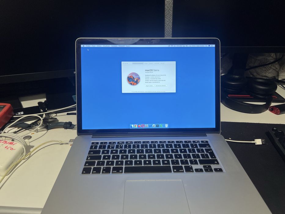 MacBook Pro i7 diagonala mare 16 GB RAM - 1 TB