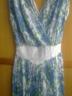 Продавам цветна лятна кенарена рокля