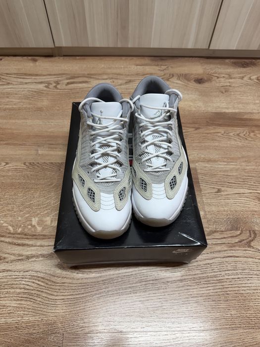 Jordan 11 Low Retro IE
