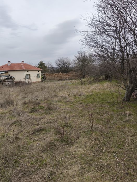 Къща Област Варна-Вълчи Дол-Алеко Константинов 24-до борсата за метали