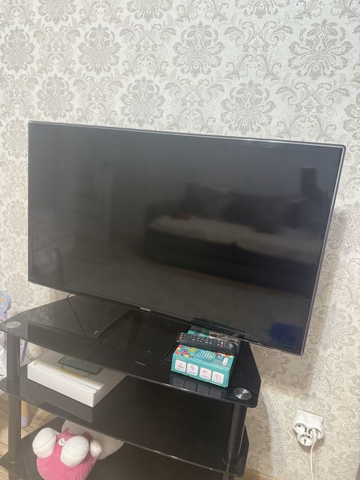 Продам телевизор