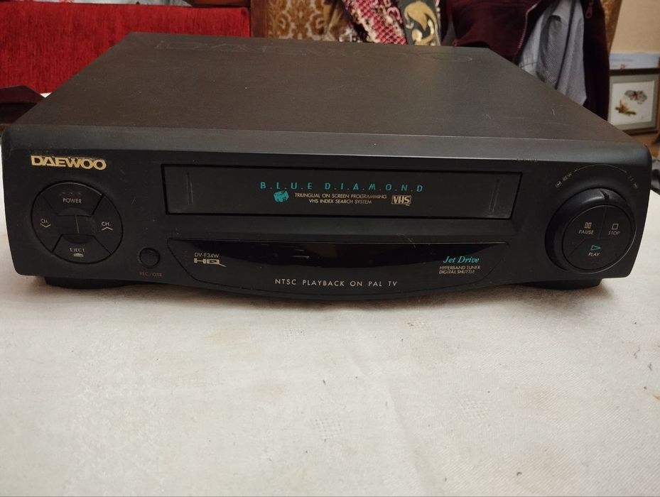 Видеомагнитофон DAEWOO
