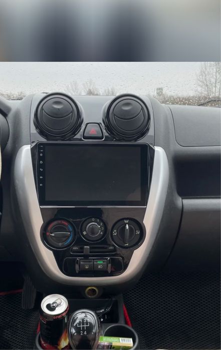 Продается консоль андроид рамка на ладе гранте в месте с монитором 9 д