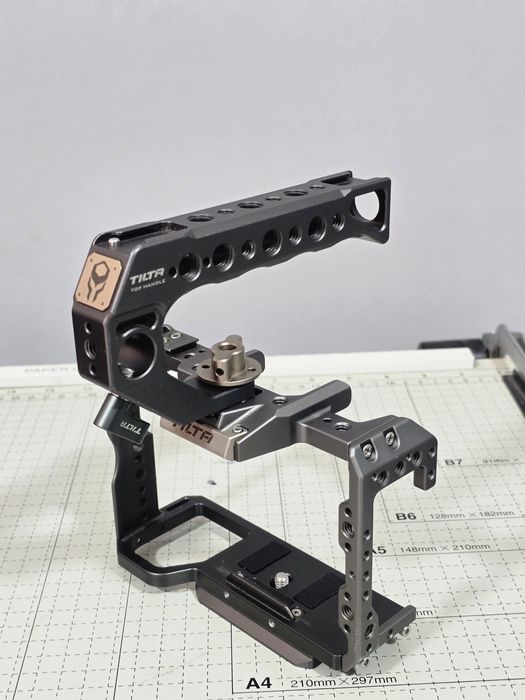 Sony A7 III в отличном состоянии + клетка Tilta