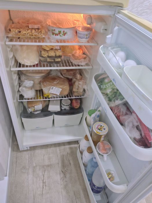 Продам холодильник