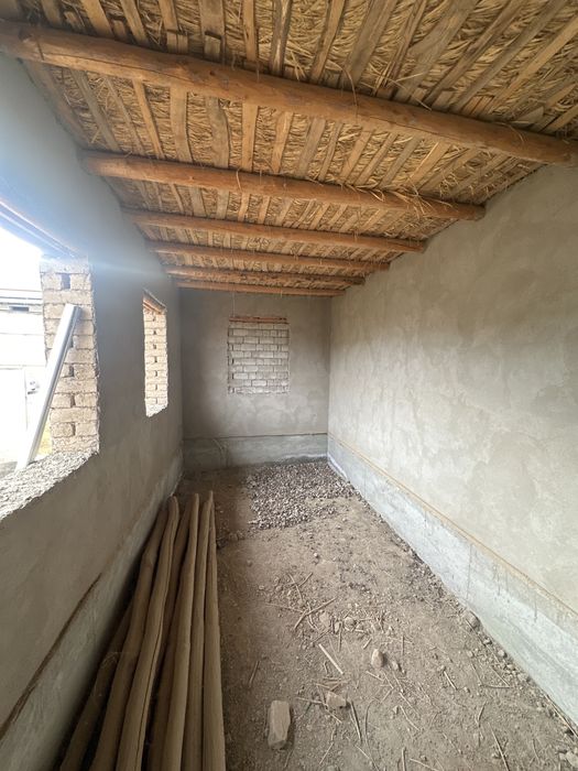 Xovli sotiladi manzil Qarshi shahar Yangi shoyhuja metallom baza yonid