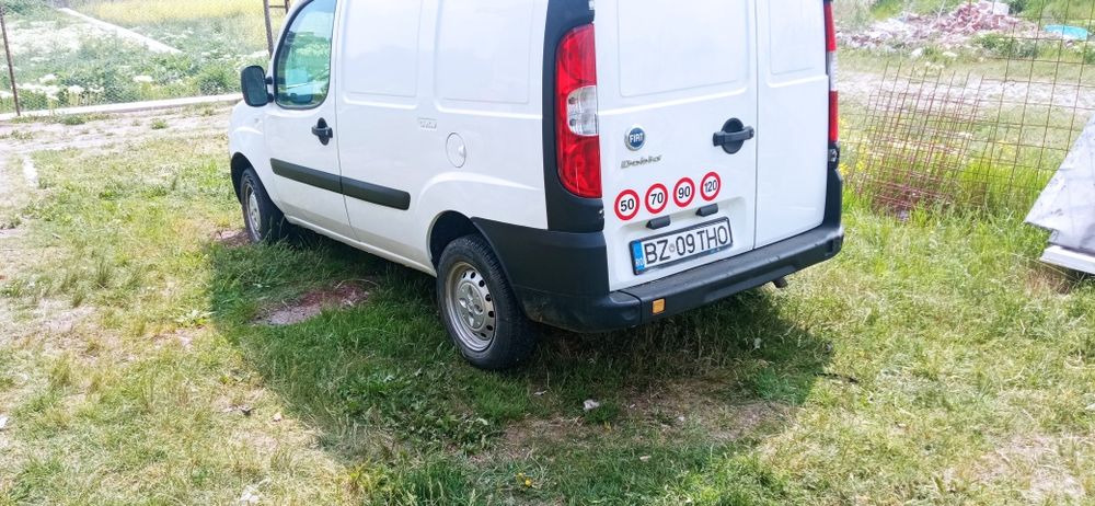Autoutilitara Fiat Doblo