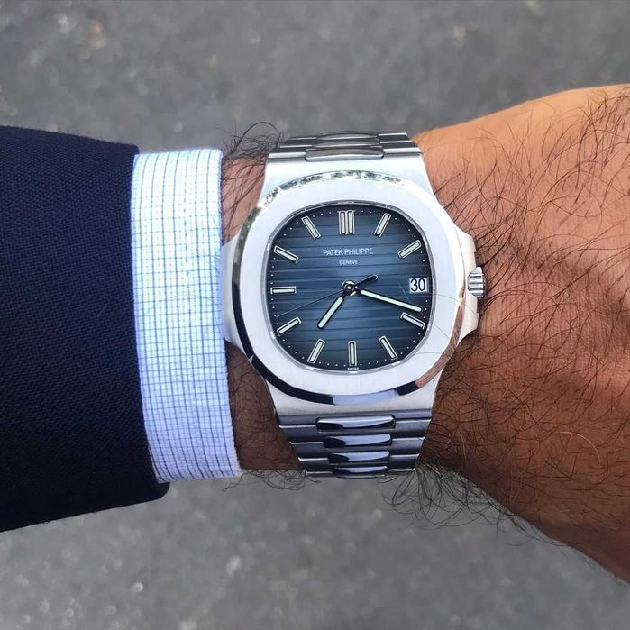 patek philippe nautilus сребрист-синьо