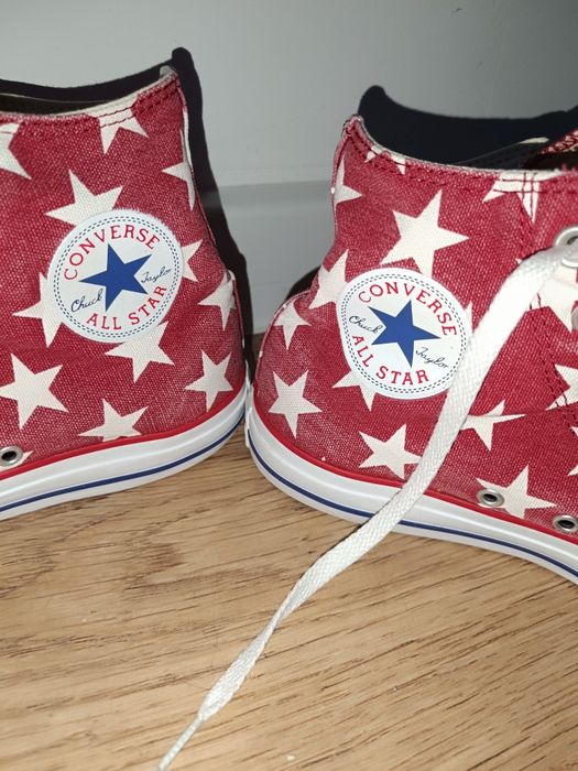 Converse all star, model cu steluțe, mărimea 42