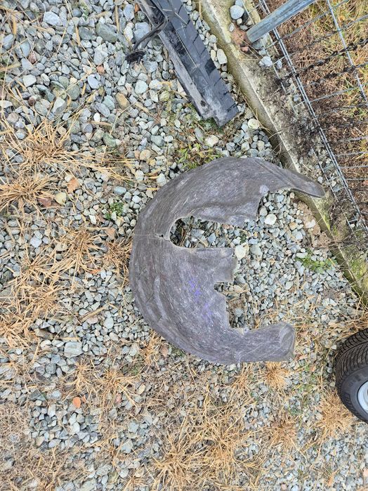 Aparatoare noroi dreapta spate Audi A6 C8 4K0810172F