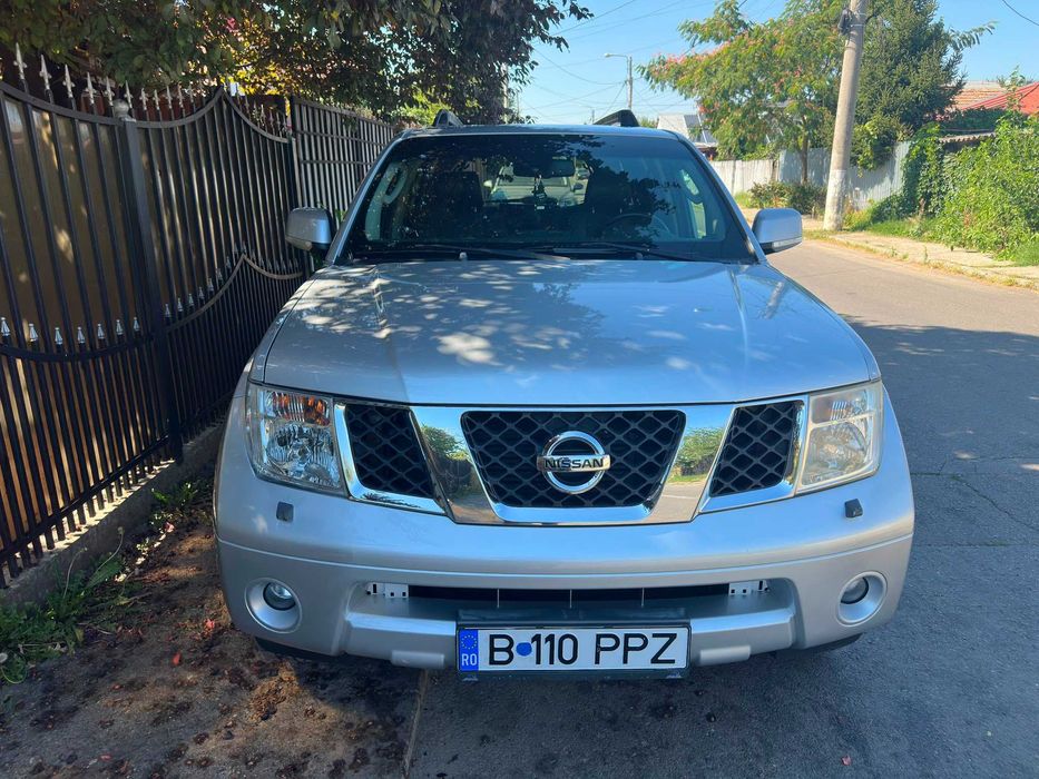NISSAN Pathfinder