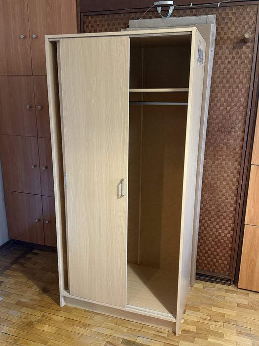Гардераб, компактен с две плъзгащи врати
