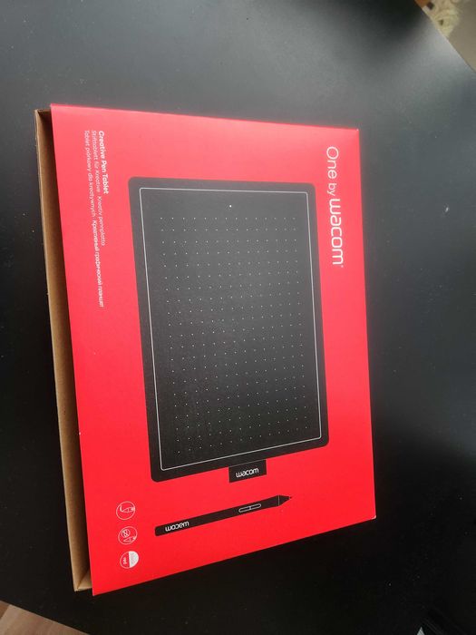 Графичен таблет Wacom medium с Гаранция