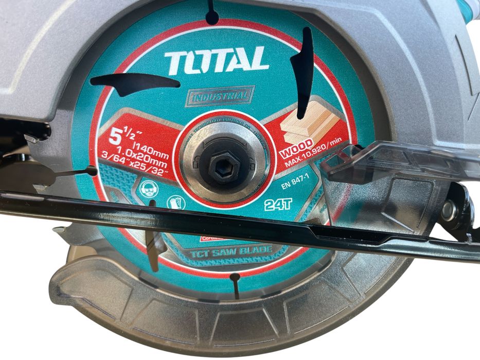 Total TSLI1402 fierastrau circular 140mm 20V