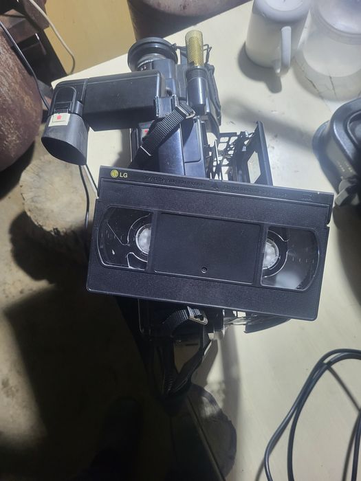 Продам ретро видео камера