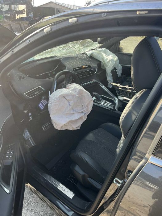 PEUGEOT 3008 / Пежо 3008 1.6 i STT