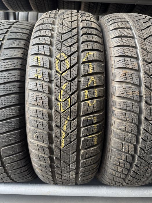 Anvelope Noi 205/60/17 Pirelli