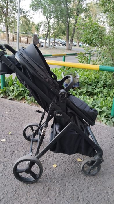 Продам коляску детскую 2 в 1