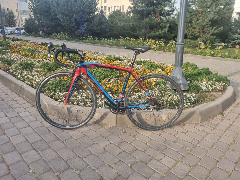 Шоссейный велосипед