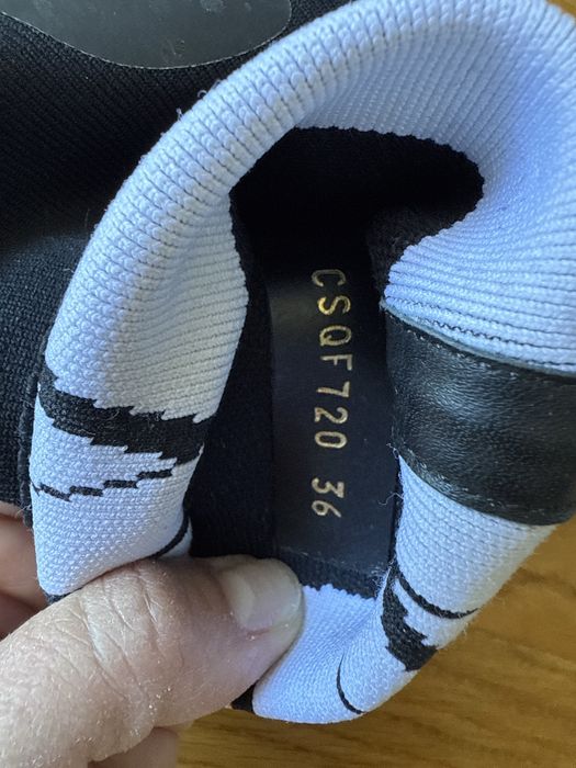 Sneakersi Valentino Garavani , nr 36, originali