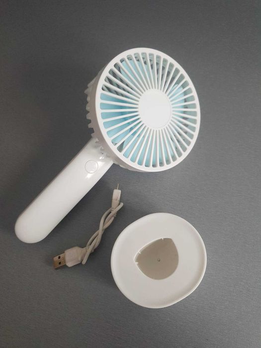 Mini ventilator portabil cu acumulator 3viteze si incarcare miniUSB