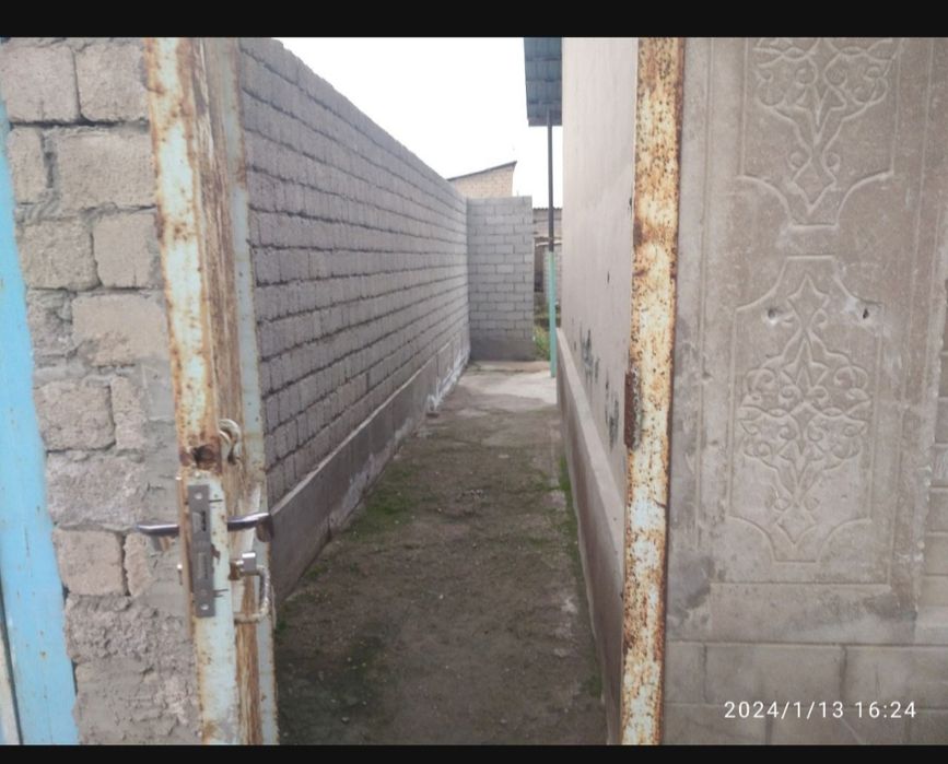 Toshkent Nurafshon shahar markazida 5 sotixlik uchastka sotiladi