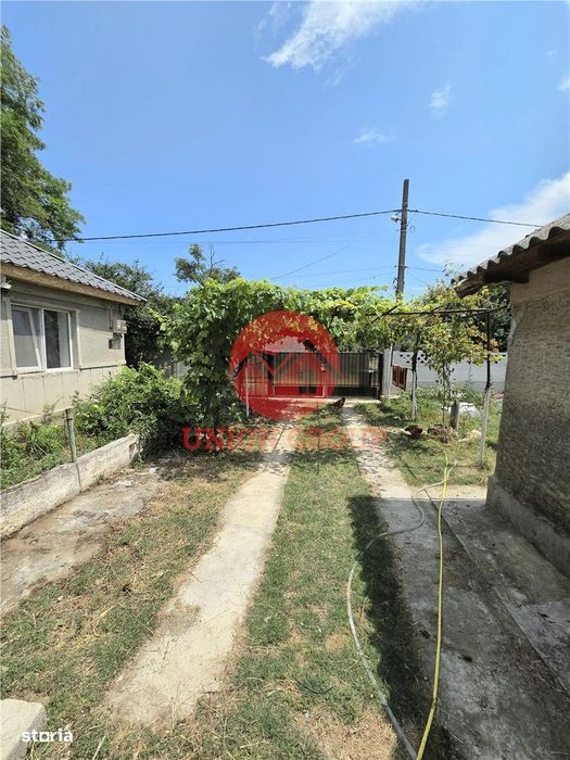 Casa 2 Camere cu Teren 1000 mp, Langa Pensiunea Laguna Vadu