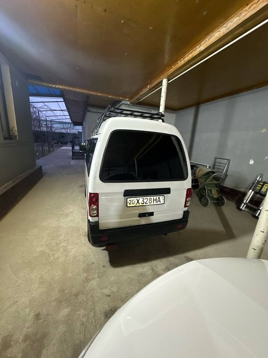 Мошина сирочна сотилади