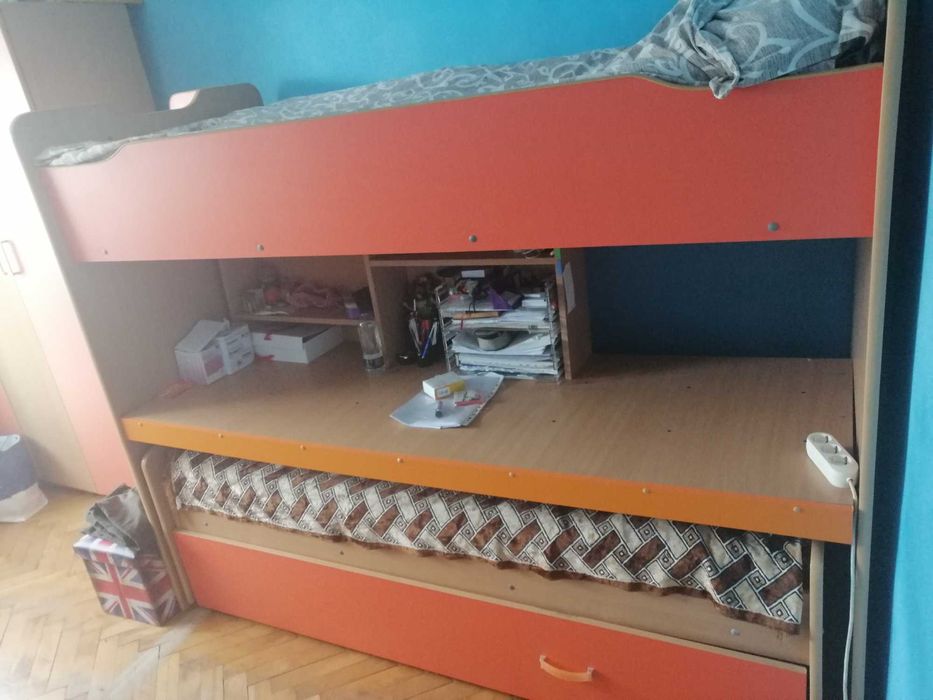 Pat supraetajat copii cu birou retractabil si șifonier