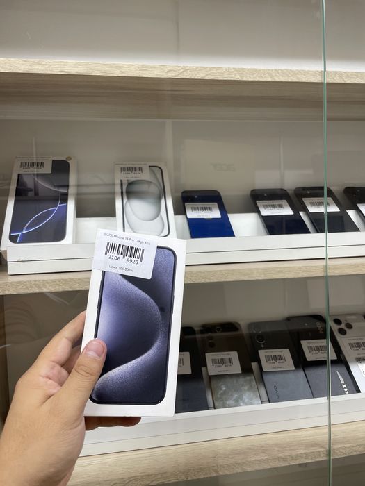 Телефон айфон Iphone 15 pro 128gb