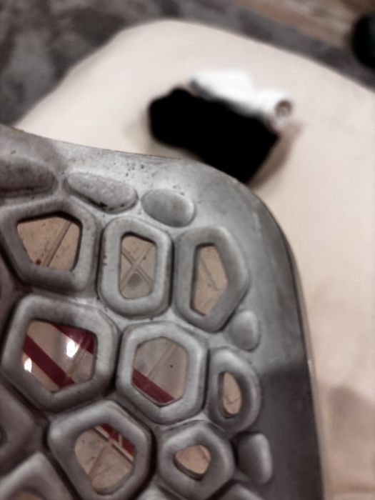 Щитки Nike,футбольные