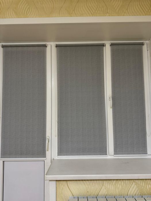 Продам ролл шторы.