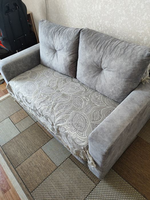 Продам Б/У диван